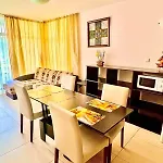 Grand Kamelia Sunny Apartment *