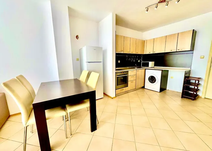 Apartment Grand Kamelia Sunny