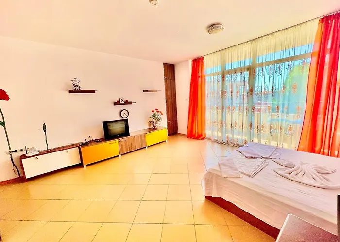 Grand Kamelia Sunny Apartment *