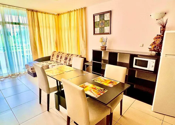 Grand Kamelia Sunny Apartment *