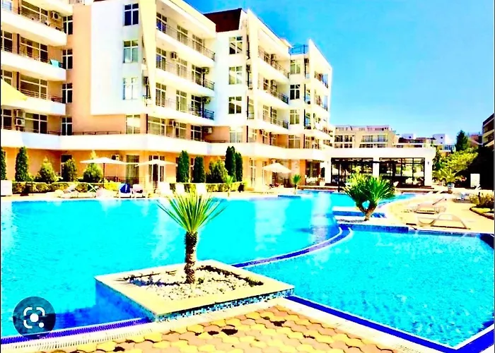 Grand Kamelia Sunny Apartment
