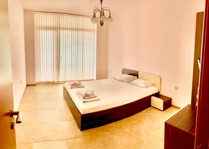 Grand Kamelia Sunny ساني بيتش